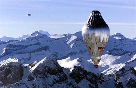 3 countries the breitling orbiter flew over|Balloon circles globe, lands in history .